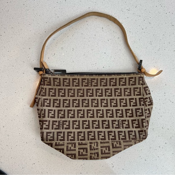 Authentic Fendi Zucca Pochette - Picture 5 of 16